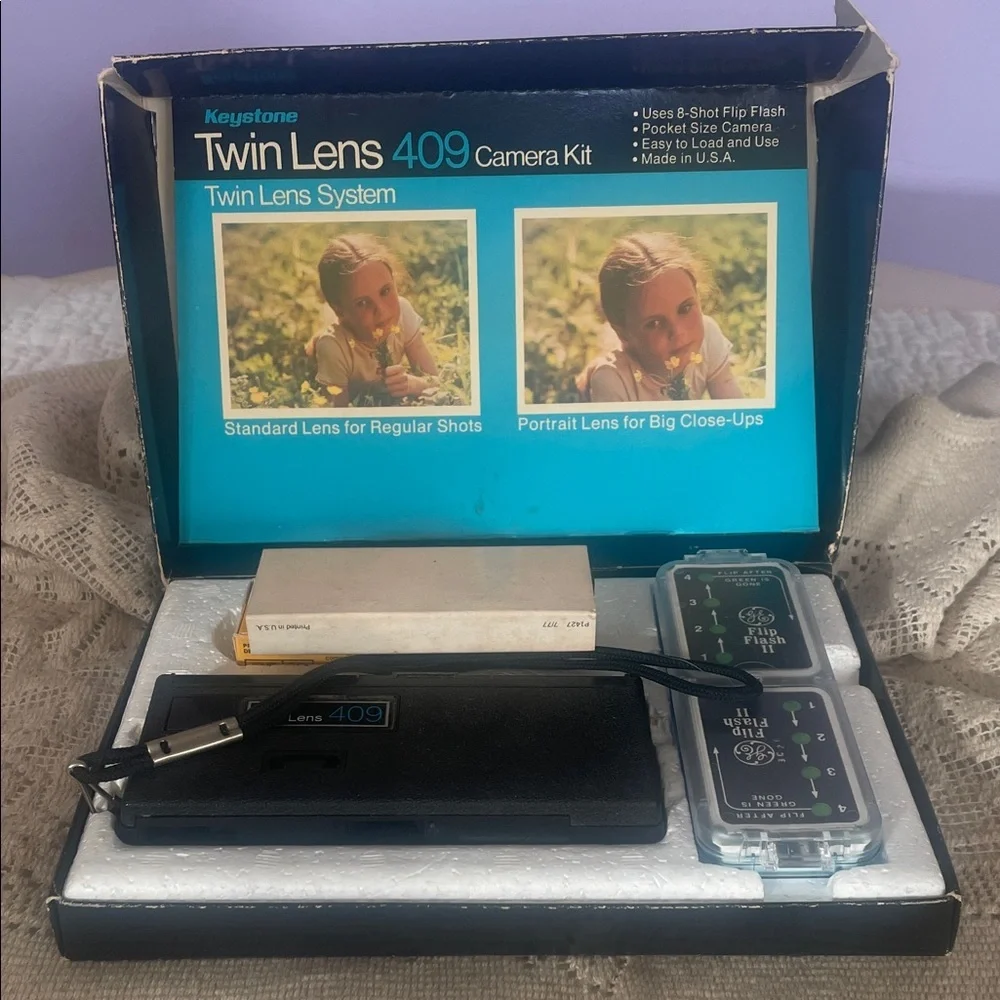 Keystone Twin Lens 409 Camera Kit - Black